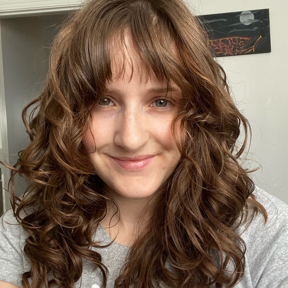 Meet your Posher, Alyssa